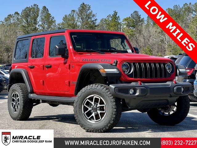 2024 Jeep Wrangler 4-Door Rubicon's photo
