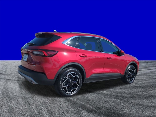 2026 Ford Escape Platinum photo 4