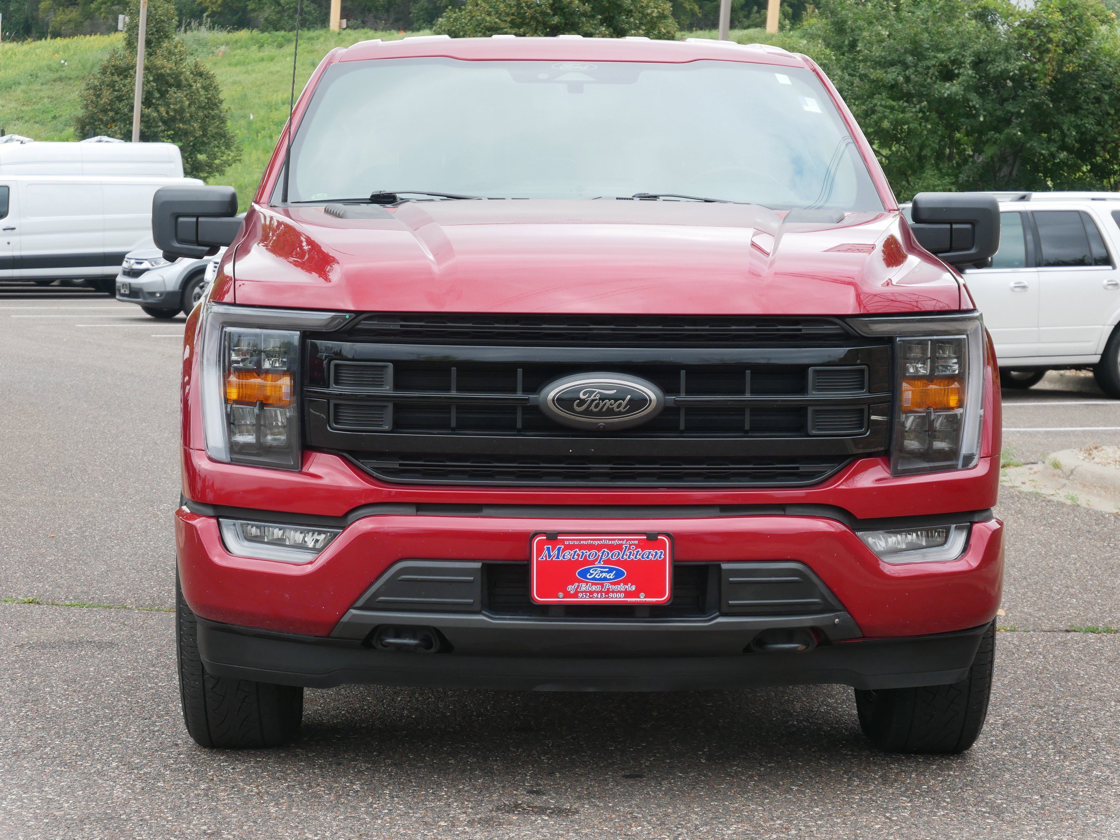 2022 Ford F-150 XLT photo 2