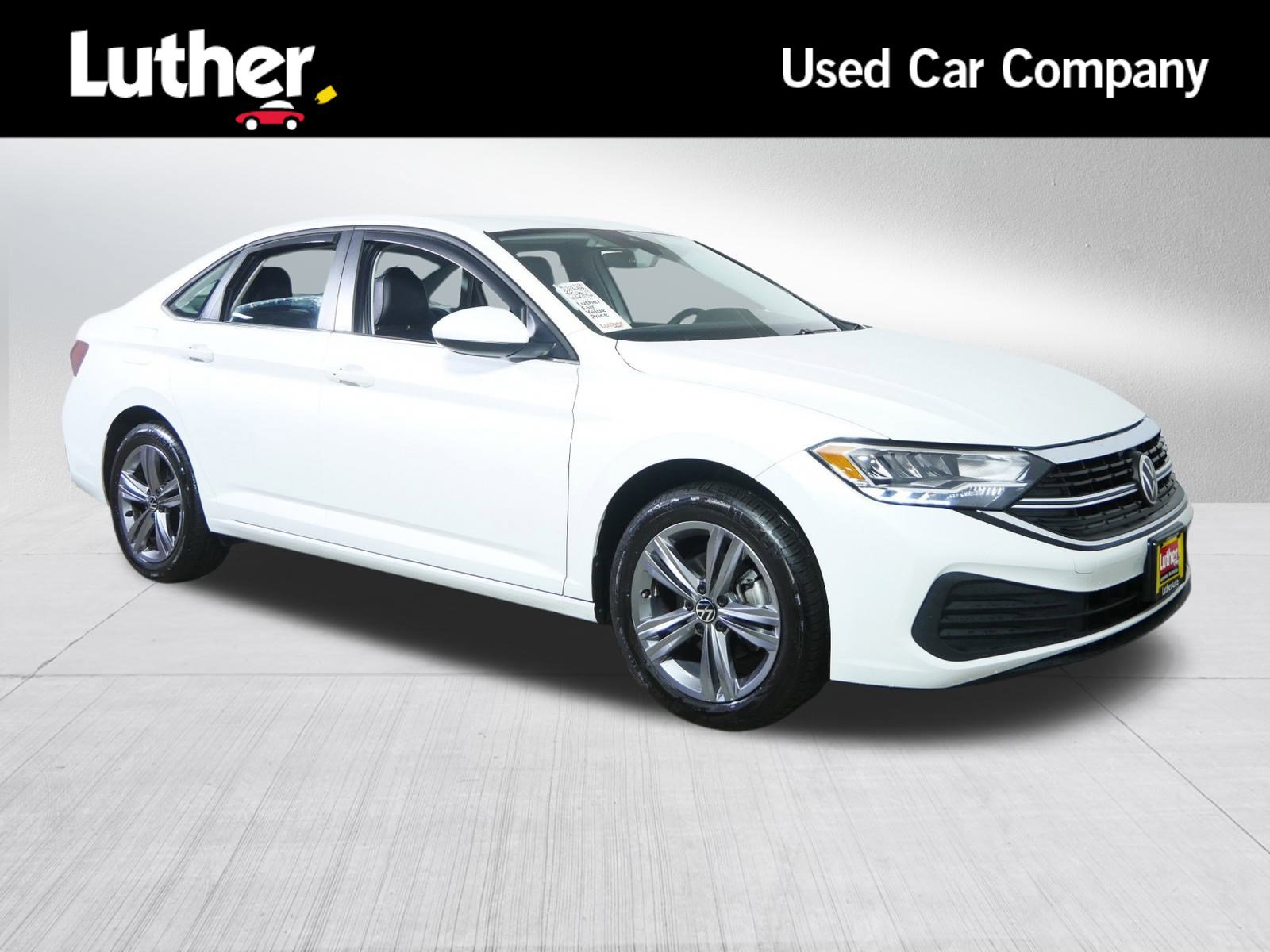 2023 Volkswagen Jetta SE's photo