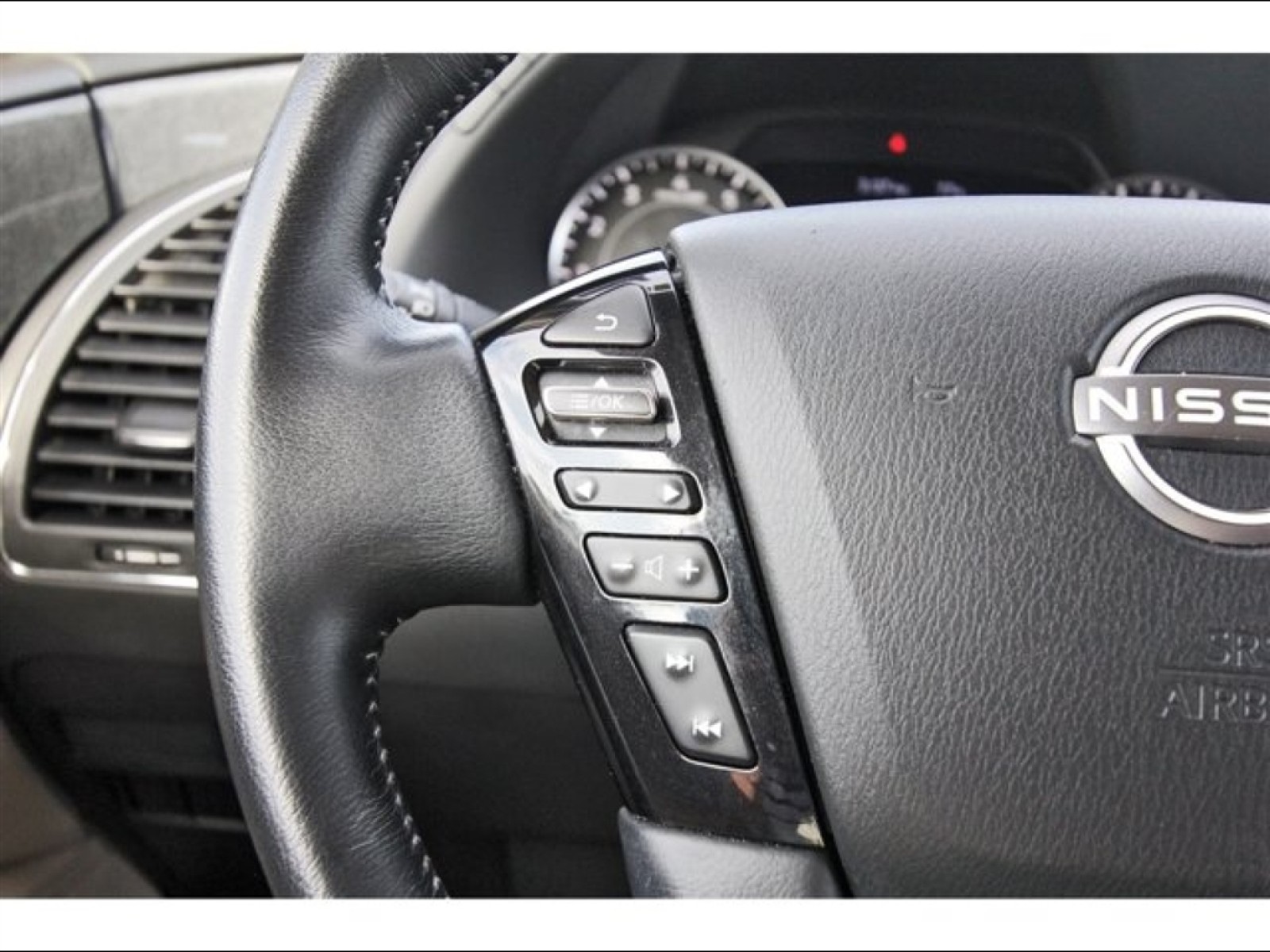 2024 Nissan Armada SV Black at Robbins Nissan