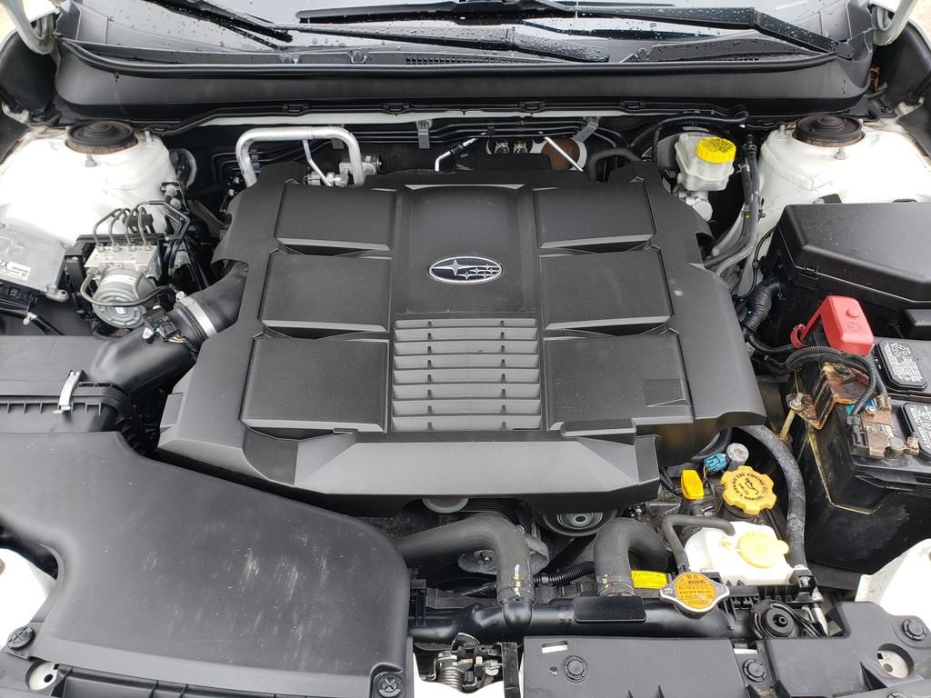 2017 Subaru Outback 3.6R Limited photo 11