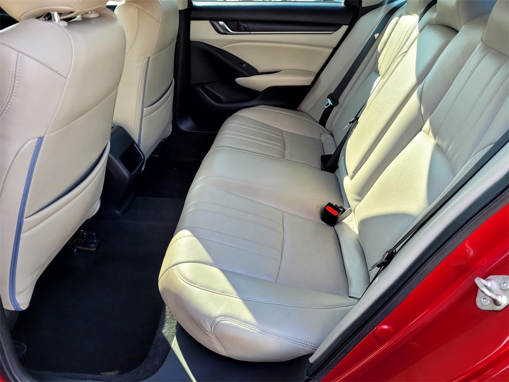 2019 Honda Accord LX photo 14