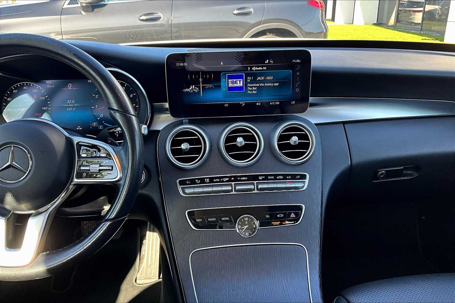 2021 Mercedes Benz C 300 photo 6