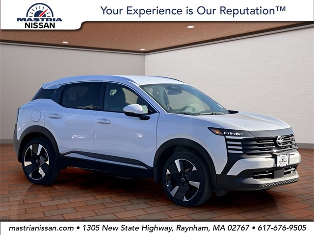 2025 Nissan Kicks SR AWD's photo