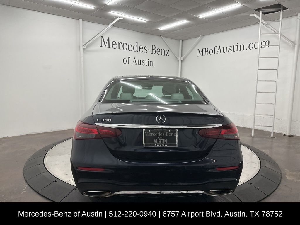 2022 Mercedes Benz E 350 photo 6