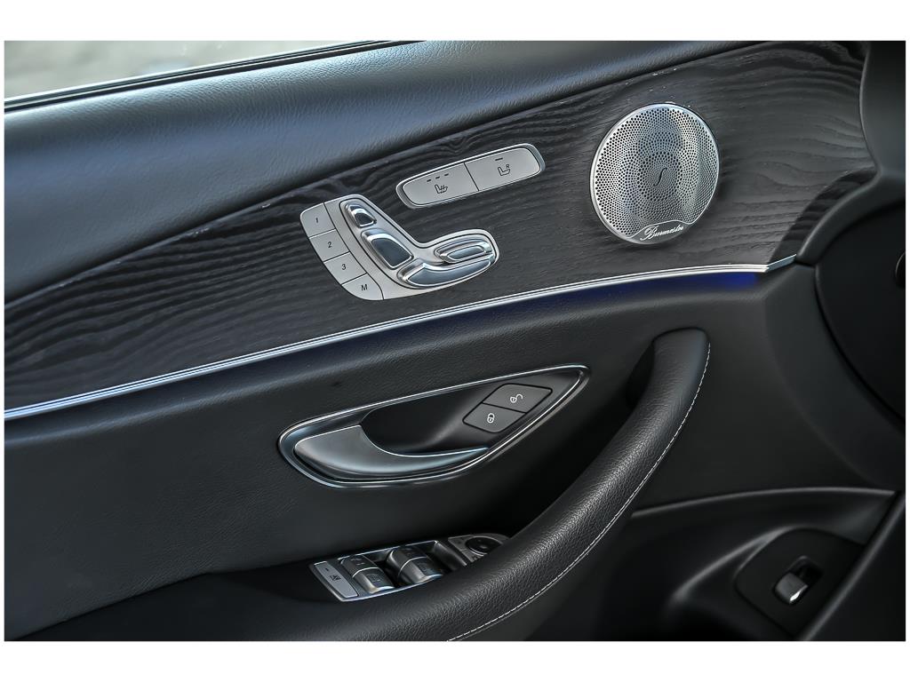 2017 Mercedes Benz E 300 4MATIC photo 10