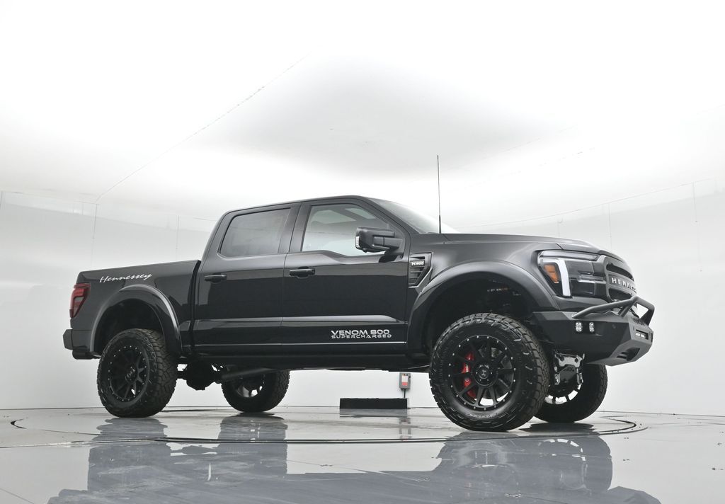 2025 Ford F-150 Lariat photo 2