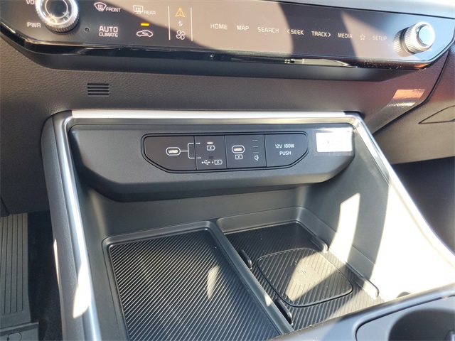 2026 Kia Carnival SX Prestige photo 22