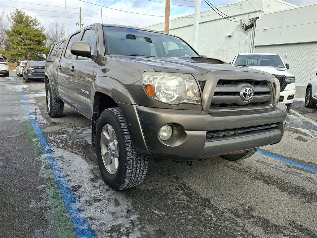 2010 Toyota Tacoma Base's photo
