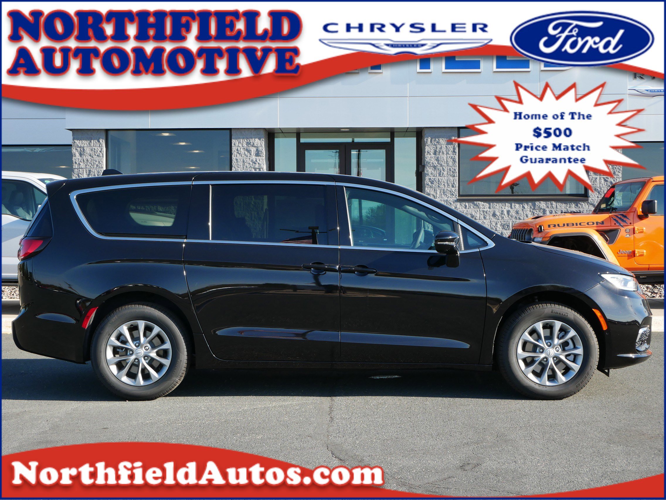 2026 Chrysler Pacifica Select's photo