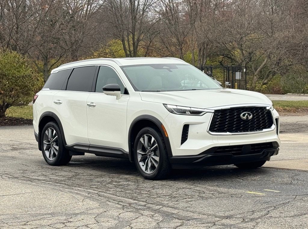 2024 INFINITI QX60 LUXE's photo