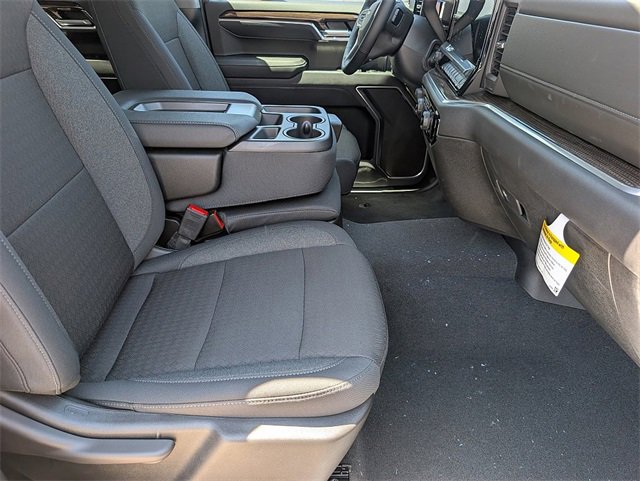 2025 Chevrolet Silverado 1500 LT photo 10