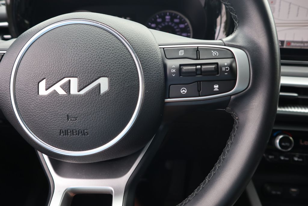 2023 Kia K5 GT-Line photo 19