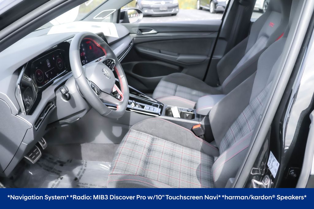 2024 Volkswagen Golf GTI SE photo 4
