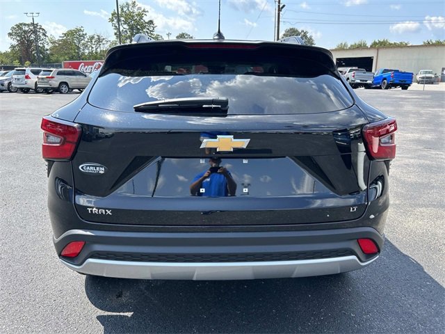 2026 Chevrolet Trax LT photo 5