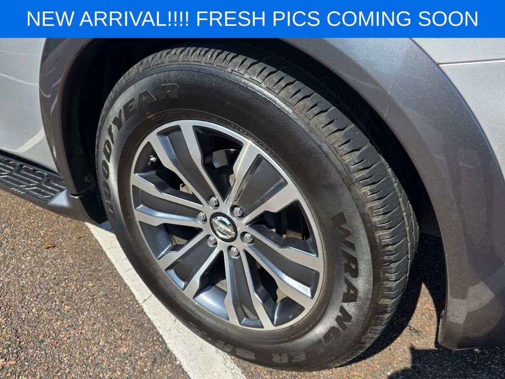 2019 Nissan Armada SL photo 8