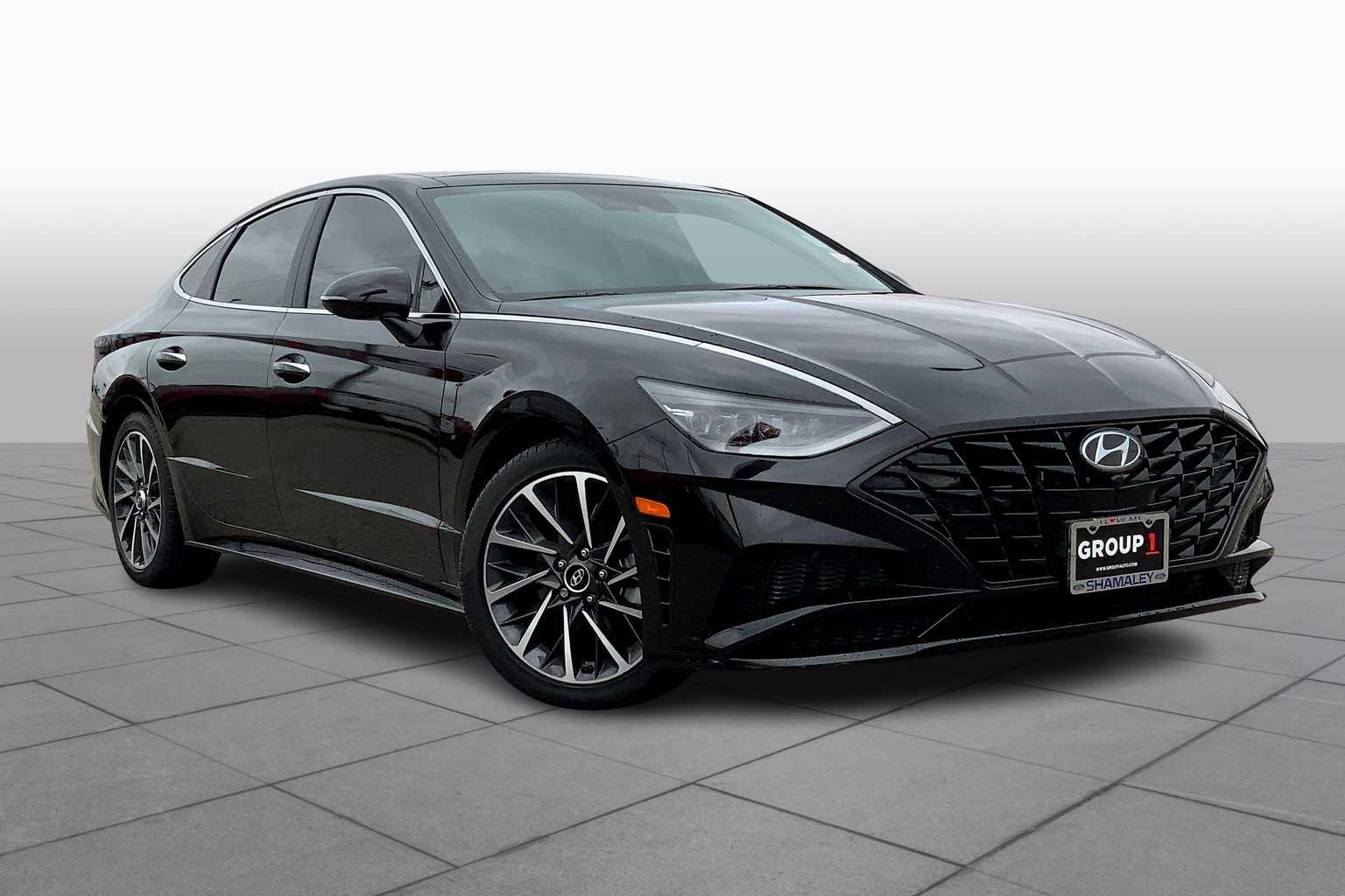 2022 Hyundai Sonata Limited photo 2