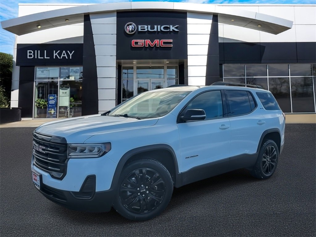 2022 GMC Acadia SLE's photo