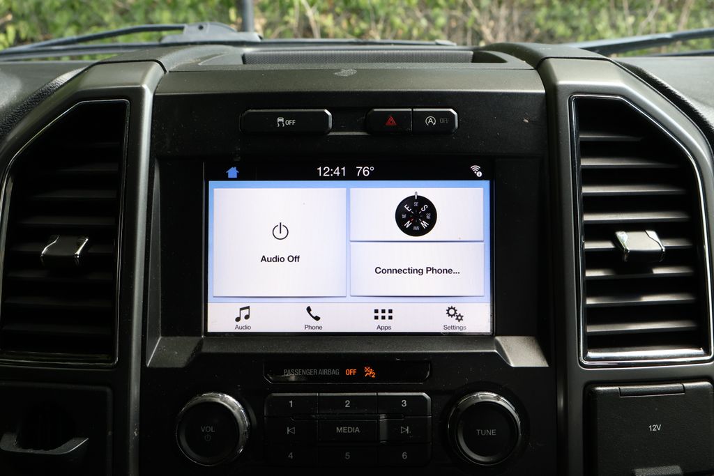 2018 Ford F-150 XLT photo 14