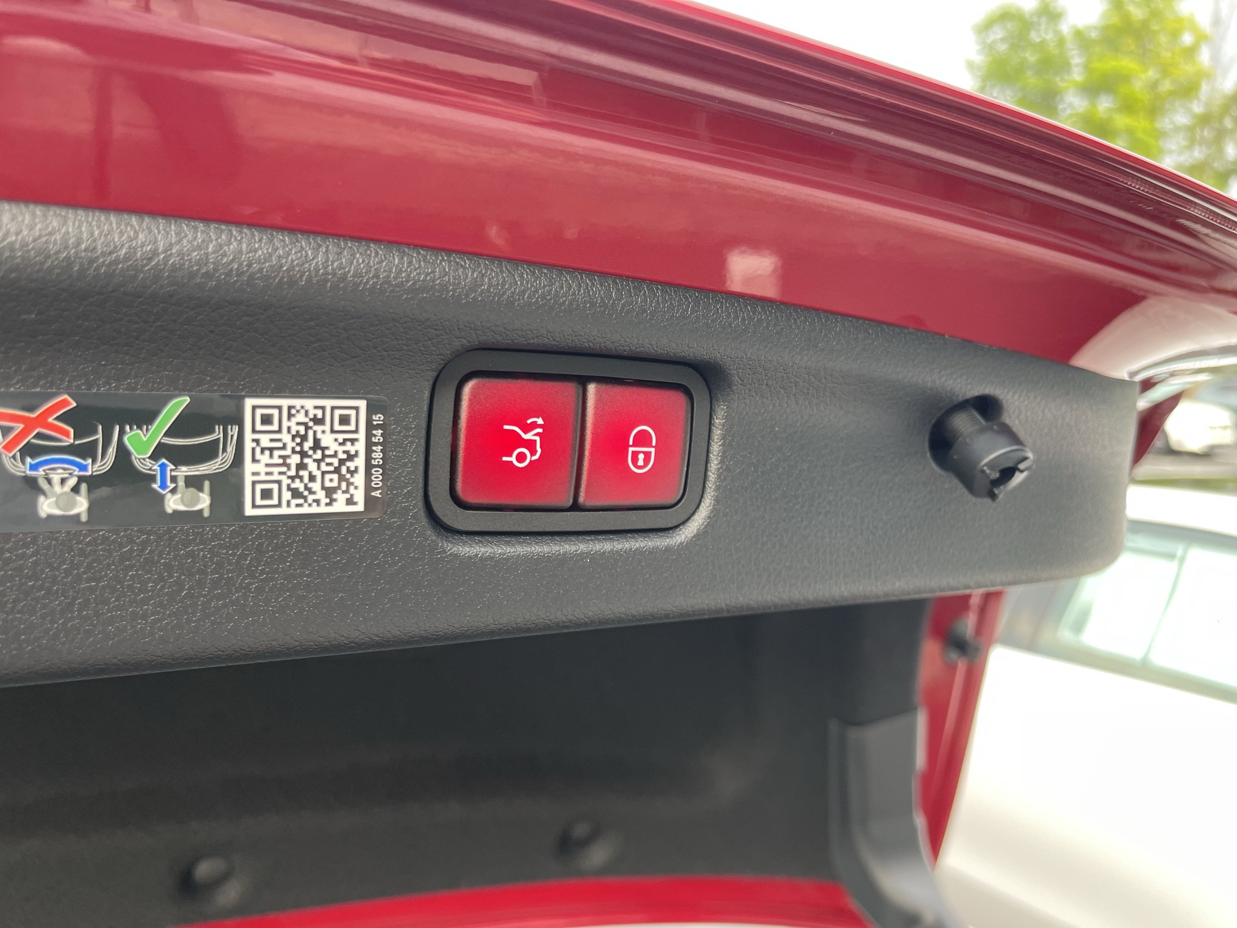 2024 Mercedes Benz C 300 photo 15