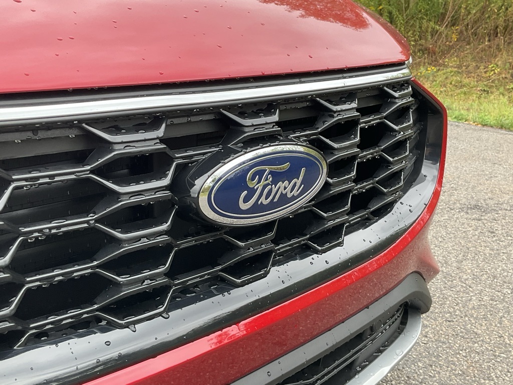 2025 Ford Escape ST-Line photo 21