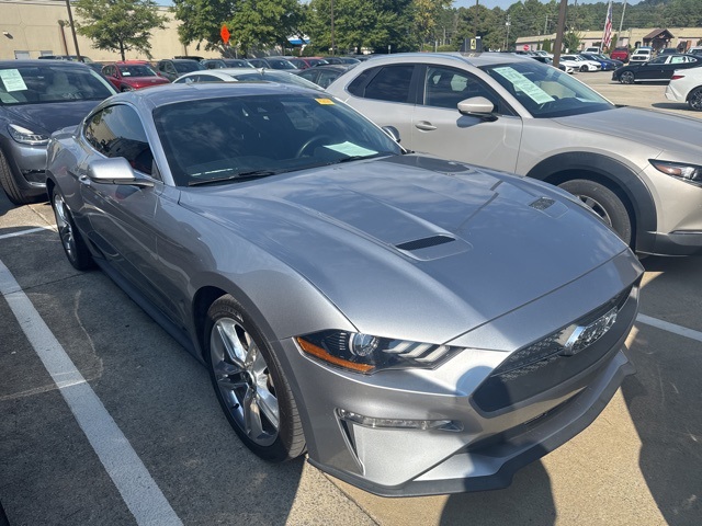 2020 Ford Mustang EcoBoost Premium photo 2