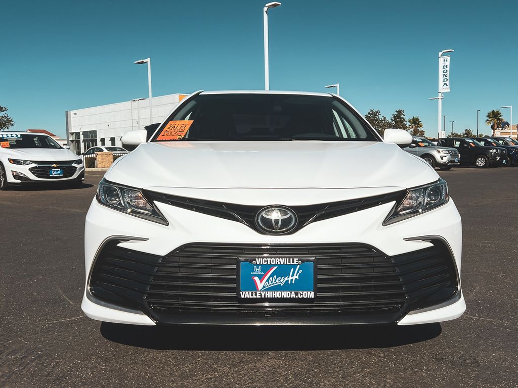 2023 Toyota Camry LE photo 13