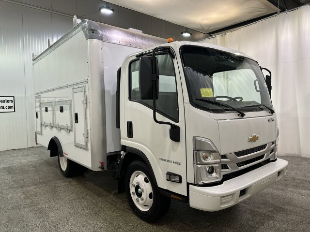 2025 Chevrolet Low Cab Forward 4500 BASE