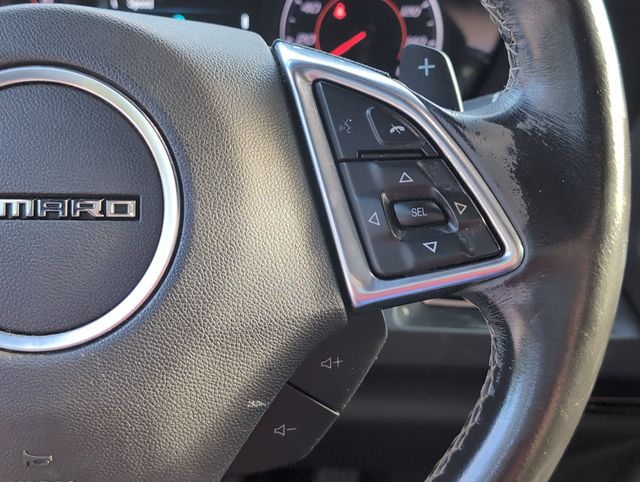 2017 Chevrolet Camaro 1LT photo 15