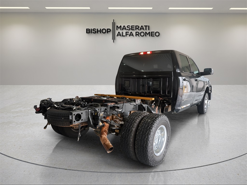 2022 Ram 3500 Tradesman photo 3