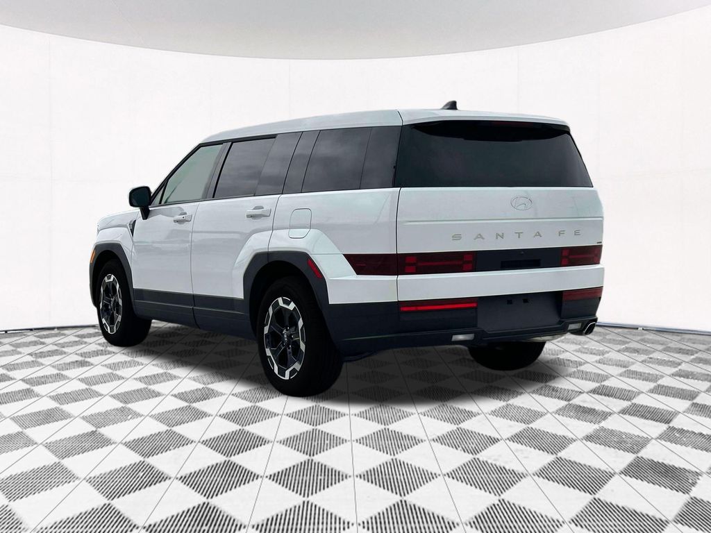 2025 Hyundai Santa Fe SE photo 4