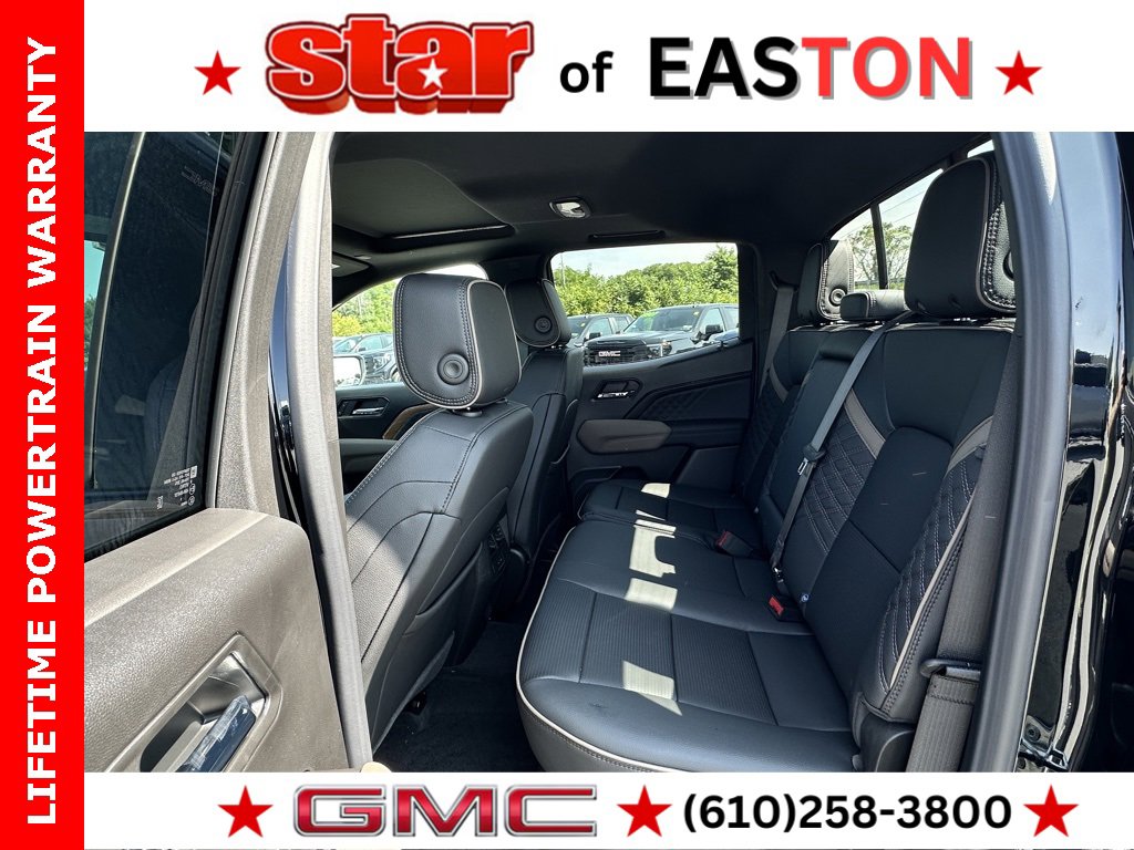 2026 Gmc Canyon Denali photo 13