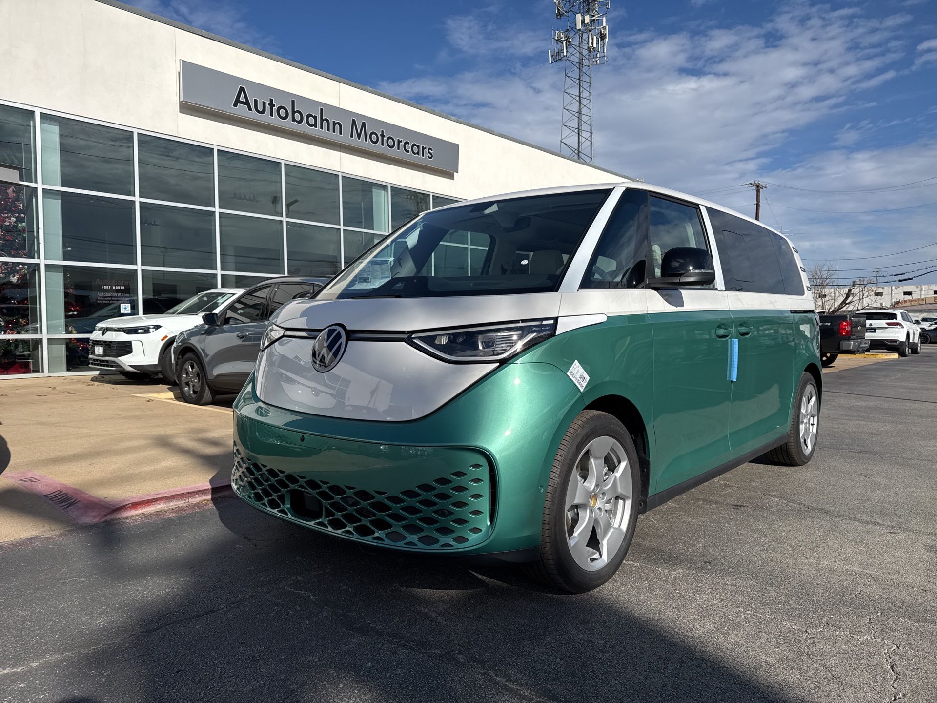 2025 Volkswagen ID. Buzz PRO S PLus's photo