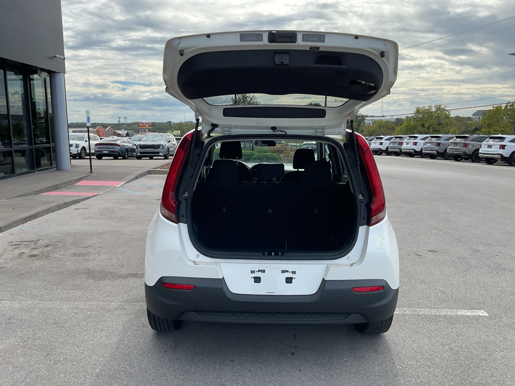 2020 Kia Soul LX photo 8