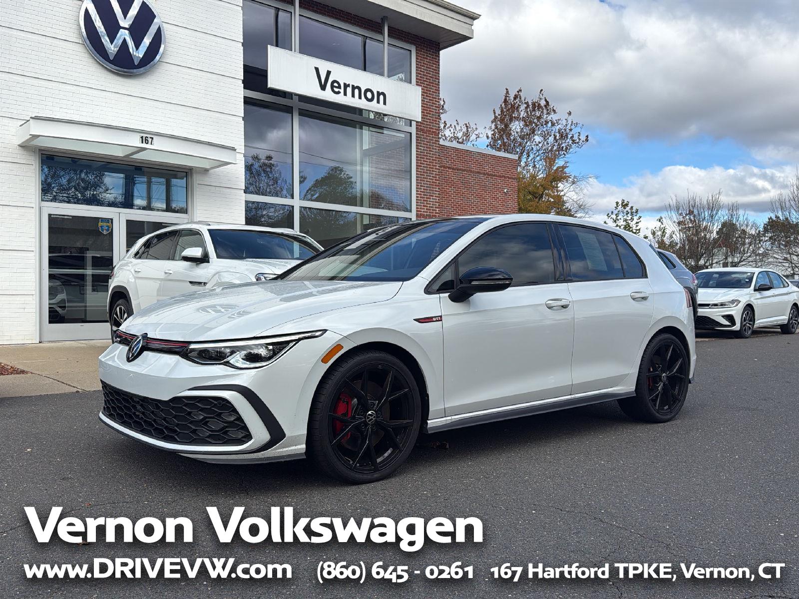 2024 Volkswagen Golf GTI S's photo