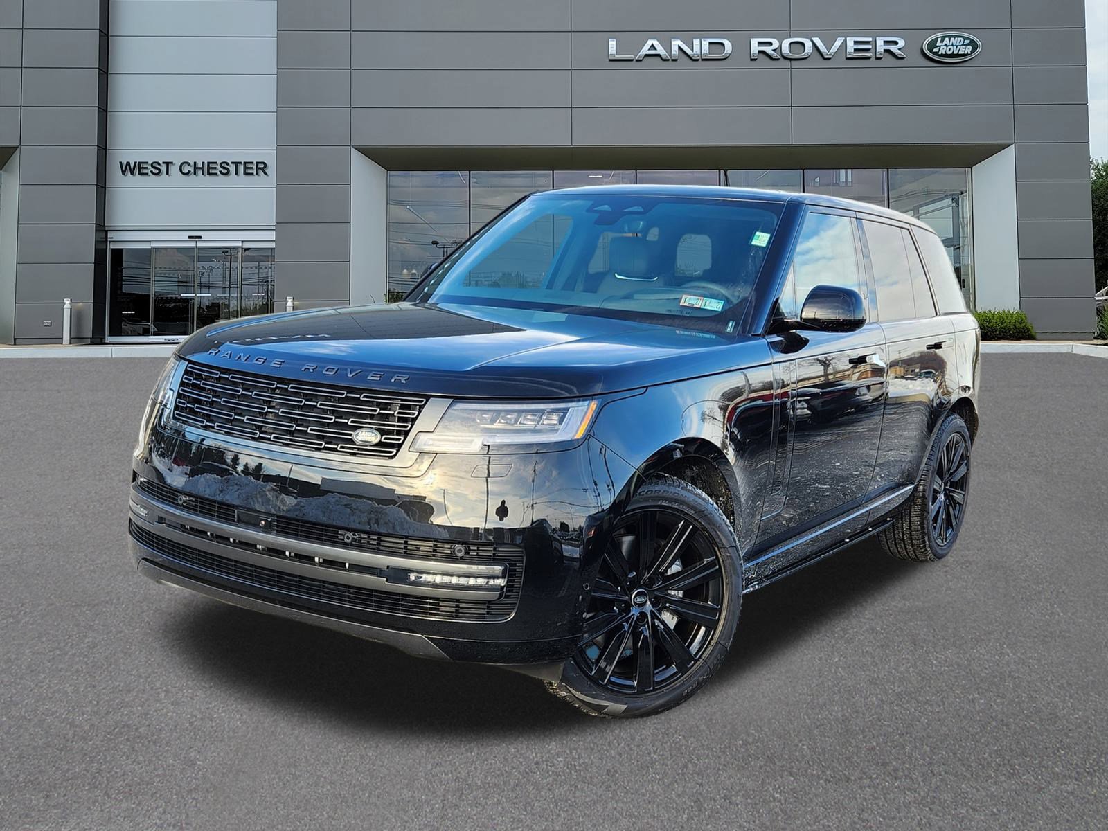 2025 Land Rover Range Rover SE's photo