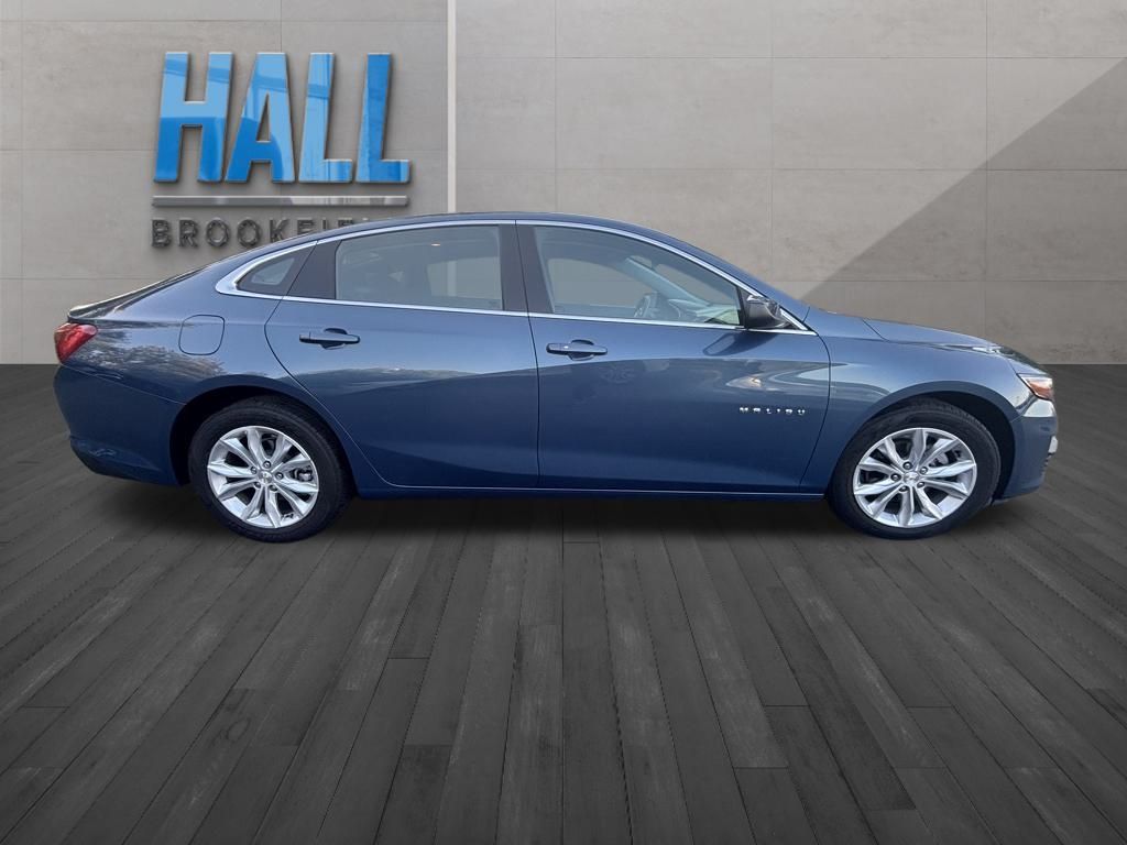 2024 Chevrolet Malibu 1LT photo 4