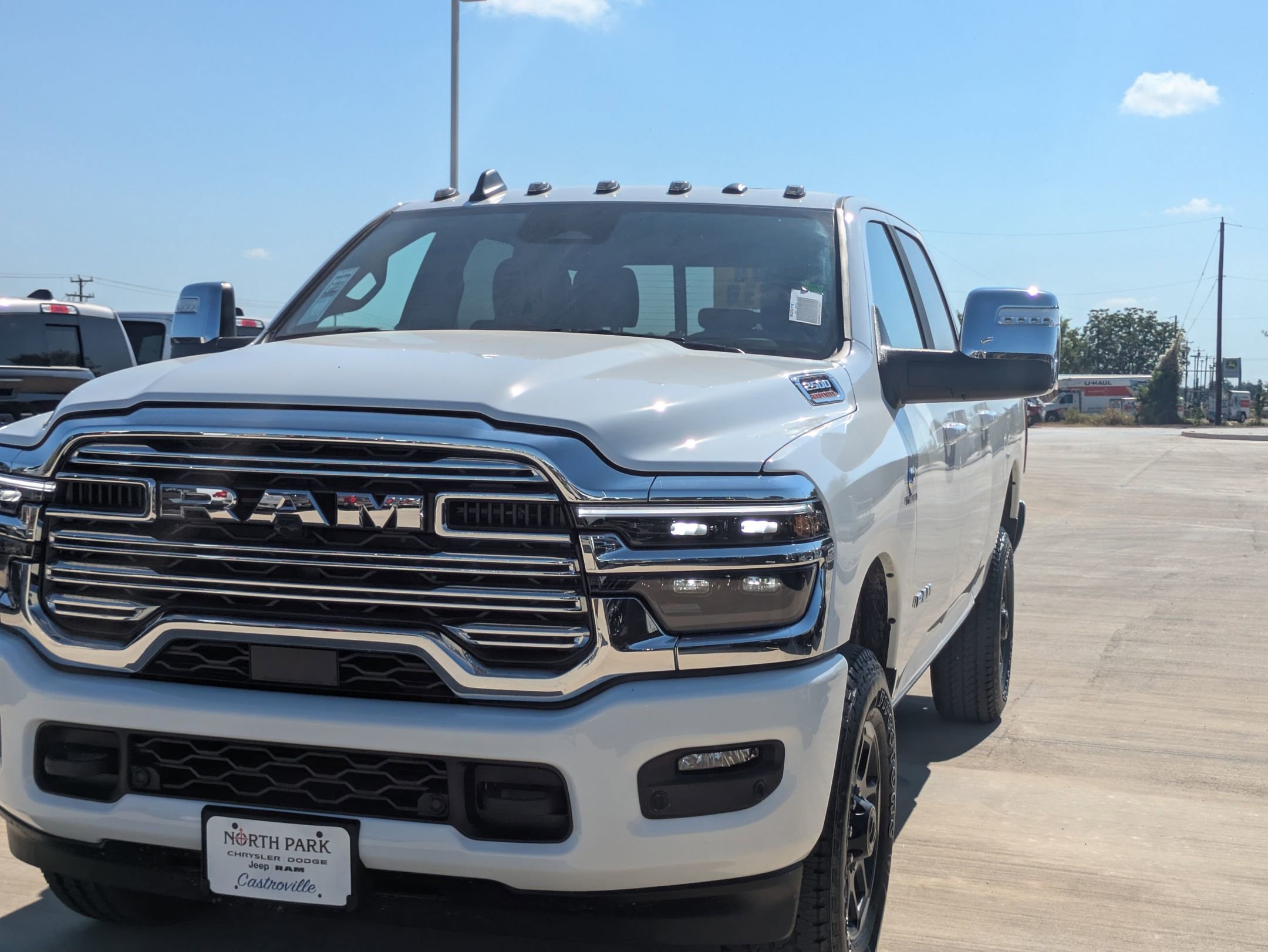 2026 Ram 2500 Laramie photo 8