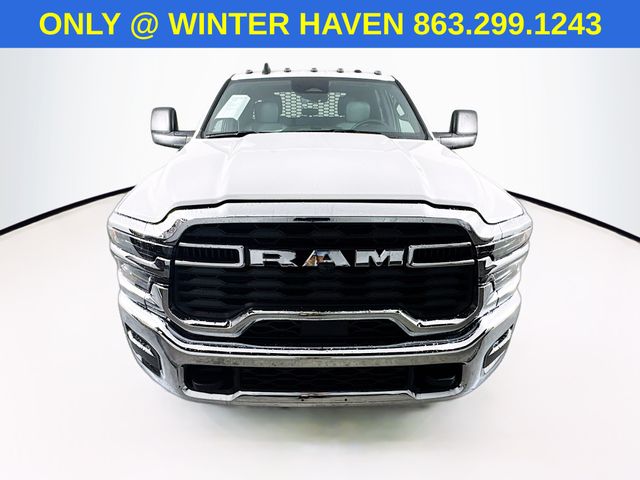 2025 Ram 3500 Tradesman photo 2