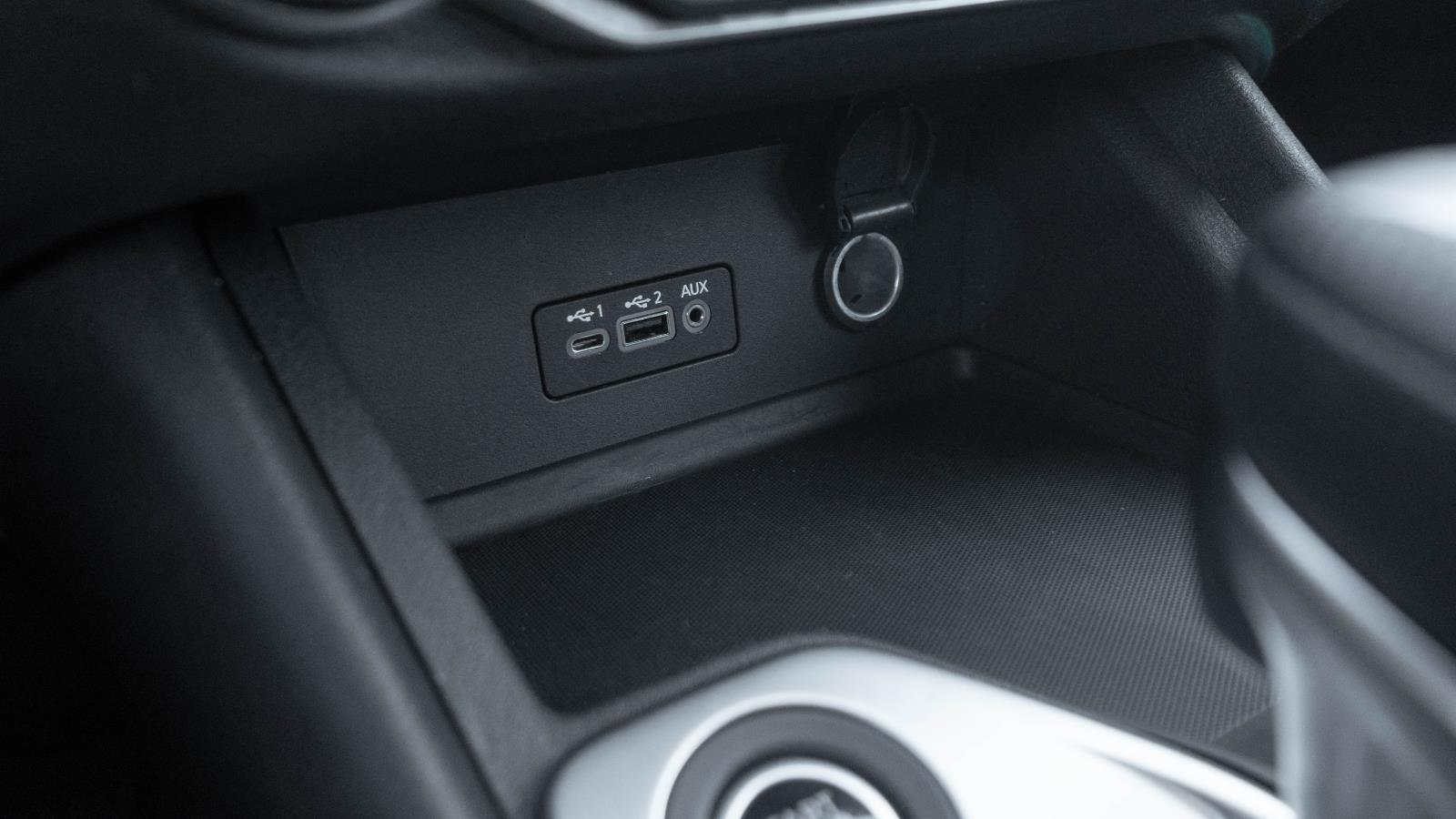 2023 Nissan Sentra SV photo 16