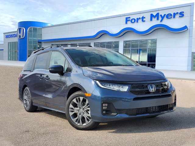 2026 Honda Odyssey Touring's photo