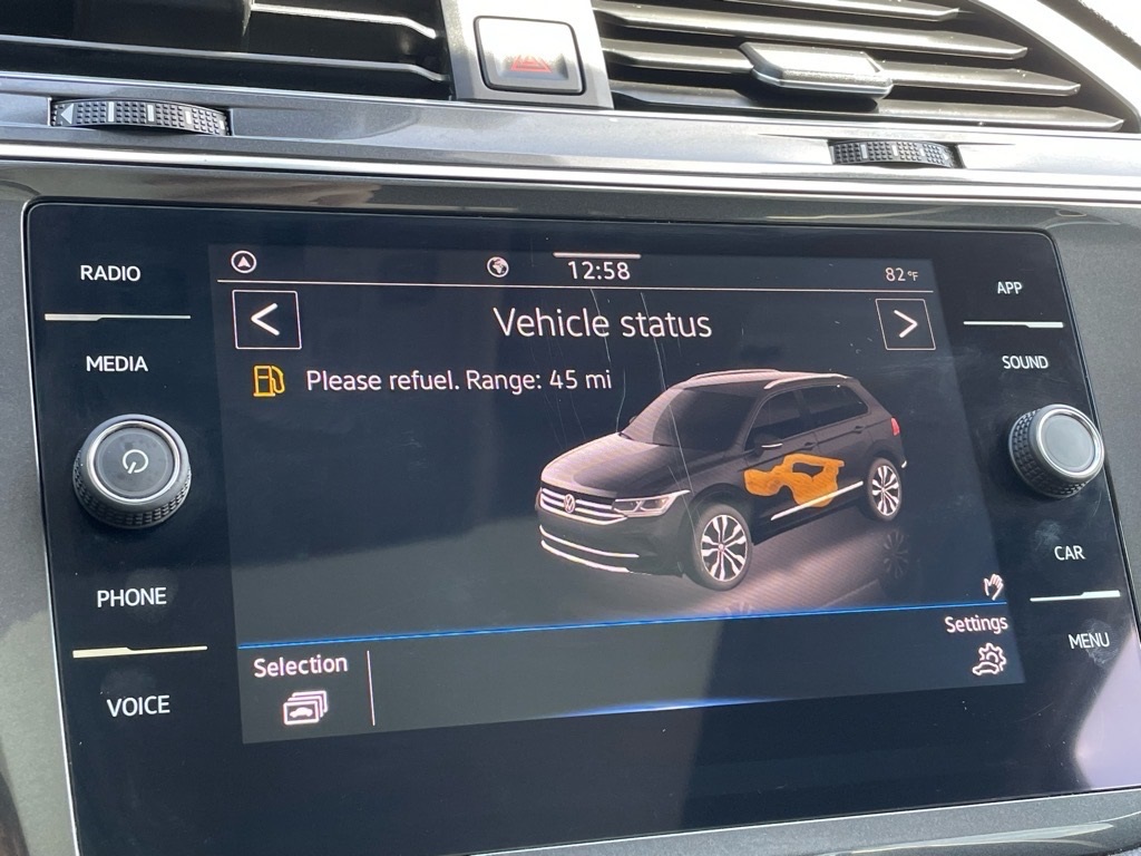 2022 Volkswagen Tiguan SE photo 11