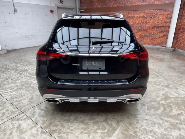 2023 Mercedes Benz GLC 300 4MATIC photo 3