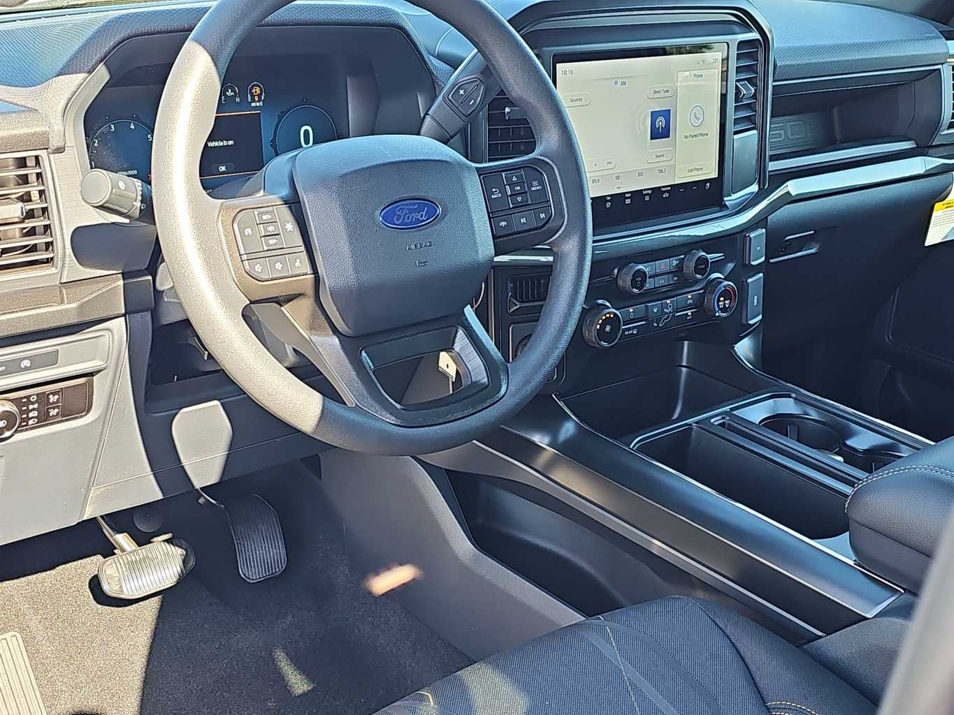 2025 Ford F-150 STX photo 6
