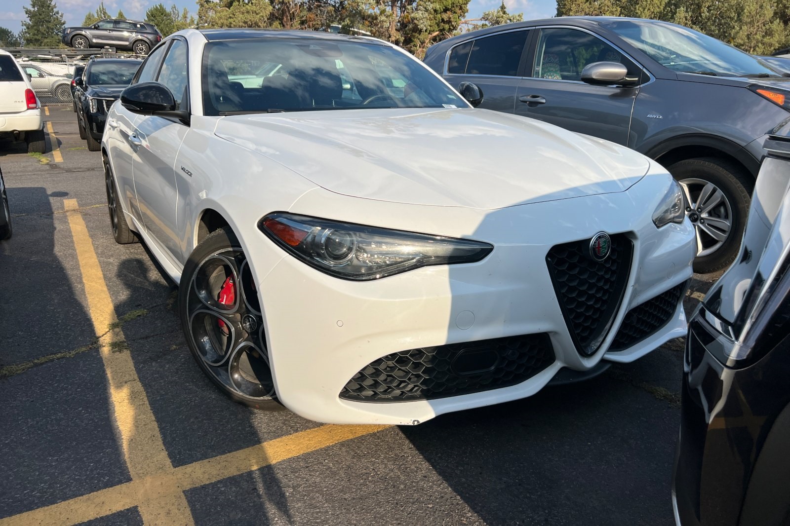 2023 Alfa Romeo Giulia Ti photo 2