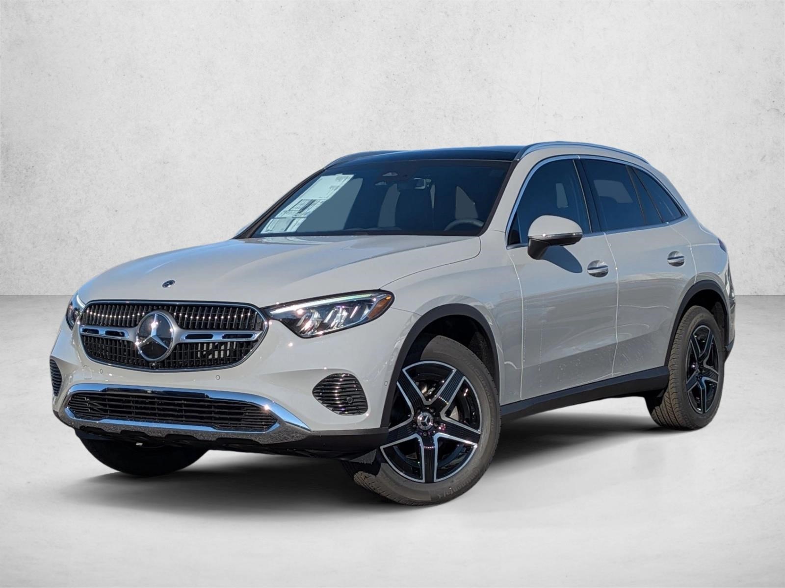 2026 Mercedes-Benz GLC Base's photo