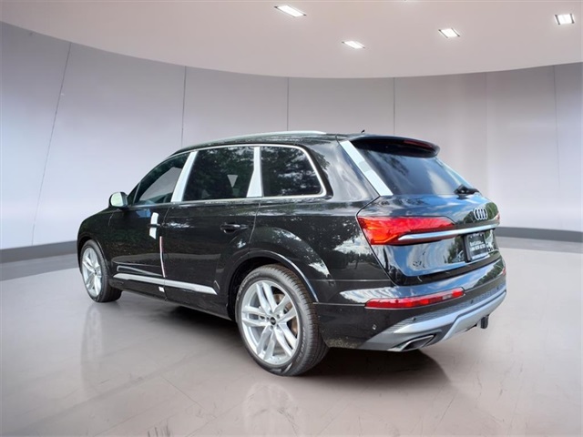 2025 Audi Q7 Premium Plus photo 3