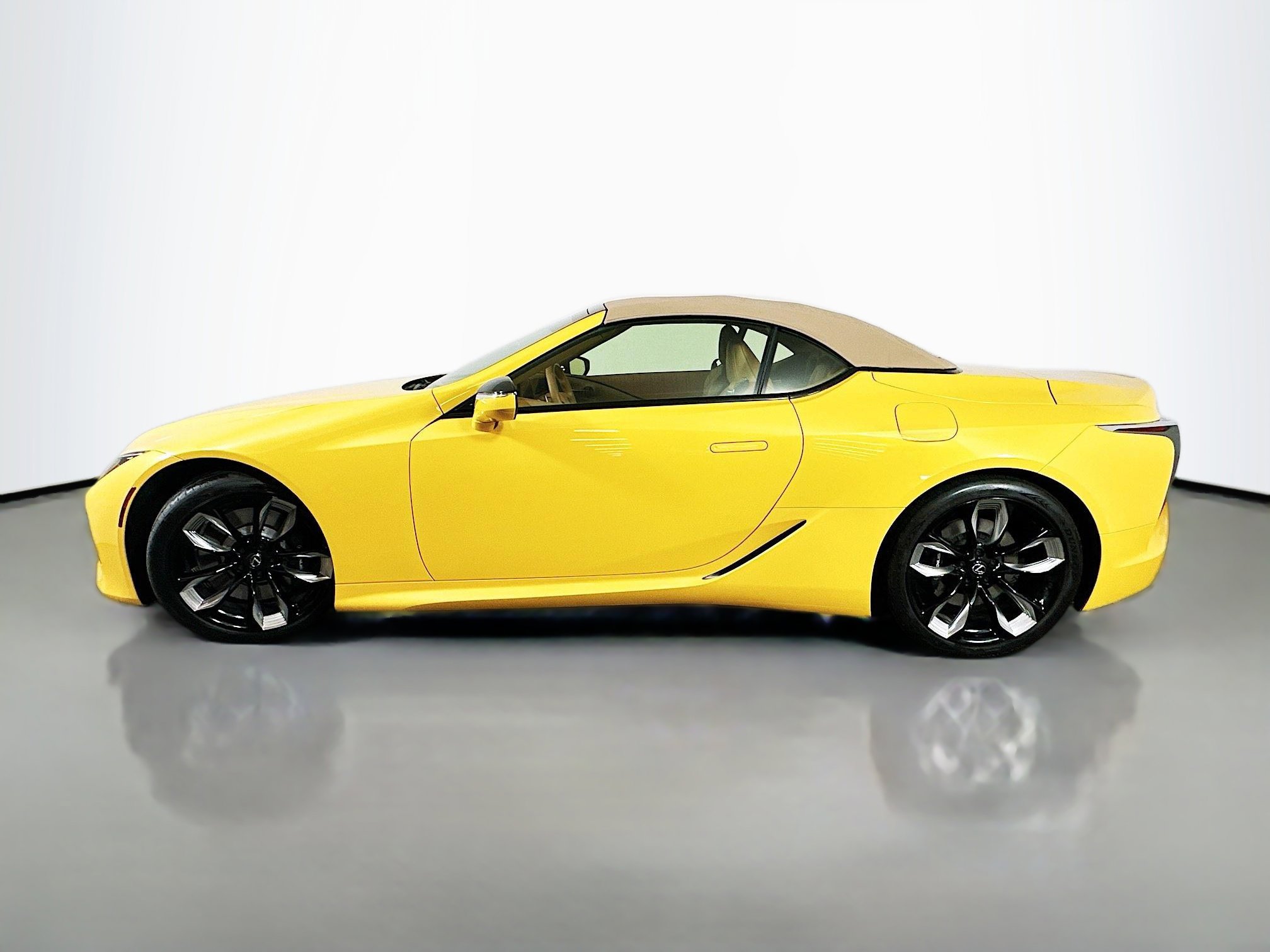 2024 Lexus LC 500 photo 4