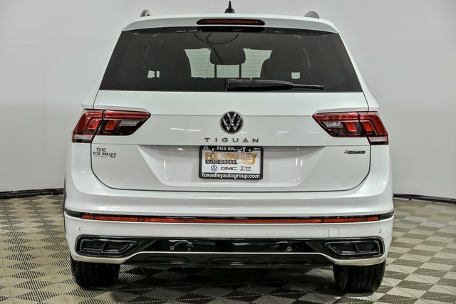 2022 Volkswagen Tiguan SE R-Line Black photo 4